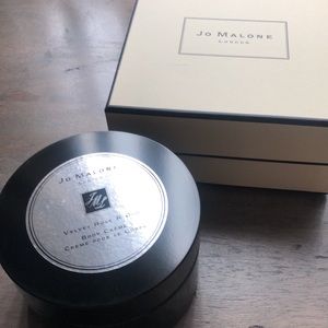 JO MALONE velvet rose & oud body crème